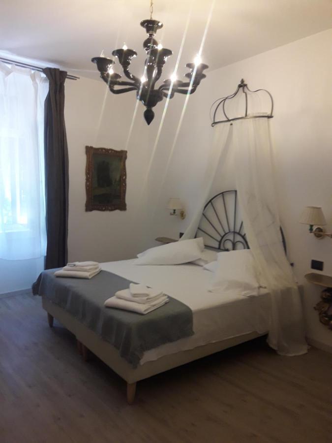 Rooms Alla Loggia Del Castello Trento Exteriör bild