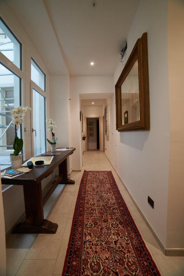 Rooms Alla Loggia Del Castello Trento Exteriör bild